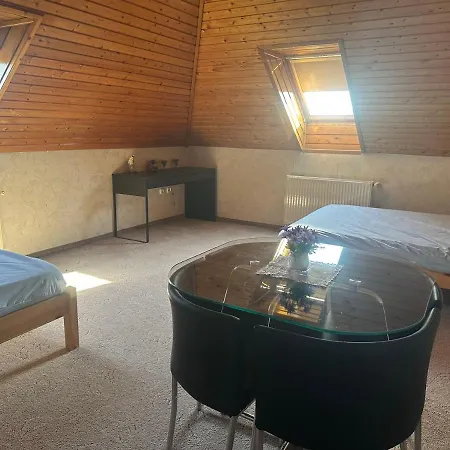 布达佩斯苹果酒店 Privatunterkunft *